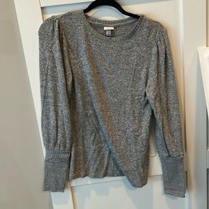 A new day grey sweatshirt, with cute shoulders